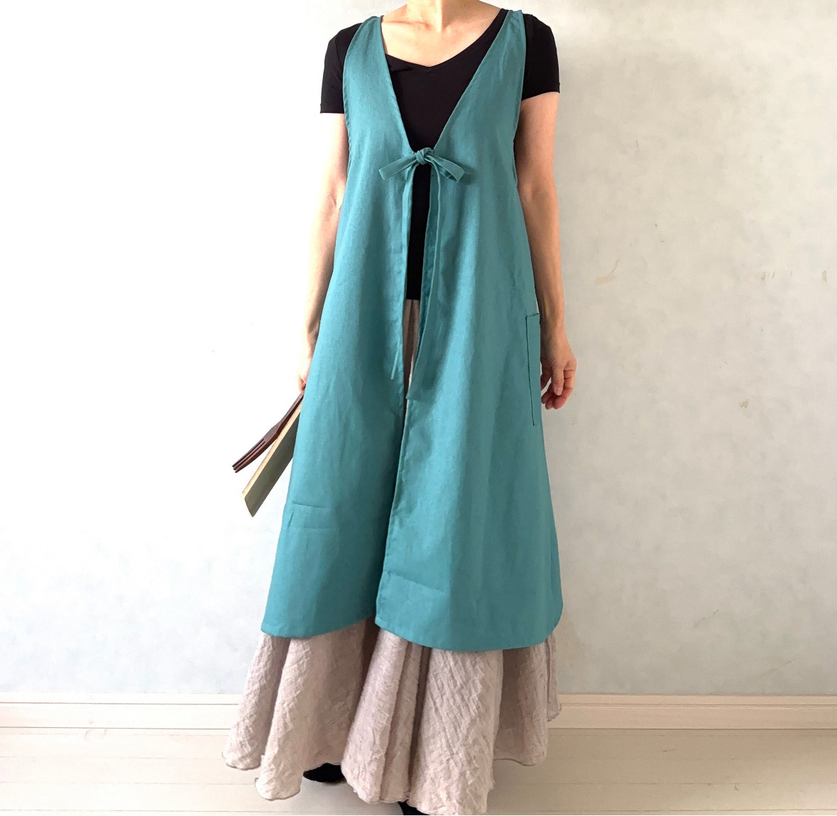 艶やかブルーグリーン✴︎そのままお出かけOK！ワンピース仕立ての2wayエプロン