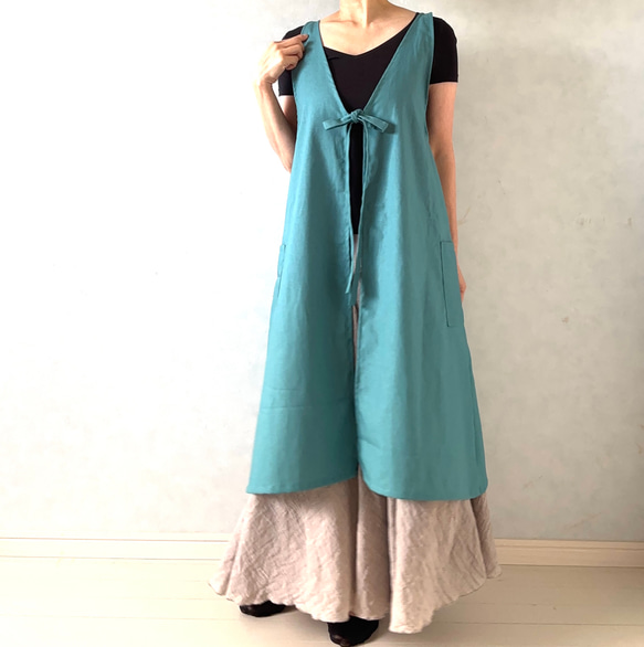 艶やかブルーグリーン✴︎そのままお出かけOK！ワンピース仕立ての2wayエプロン 17枚目の画像