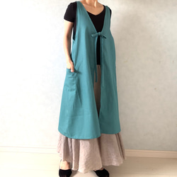 艶やかブルーグリーン✴︎そのままお出かけOK！ワンピース仕立ての2wayエプロン 4枚目の画像