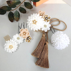 受注品》つまみ細工髪飾り #19-38 半クス・ホワイトセットB(半クス剣