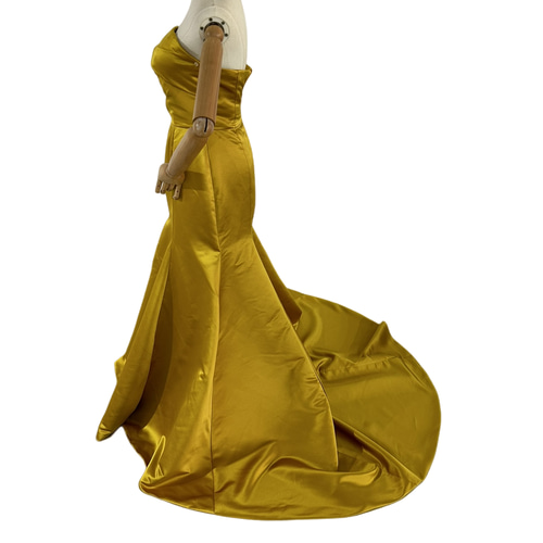 人気上昇！ カラードレス イエロー 姫袖 マーメイド ファスナー ベア  