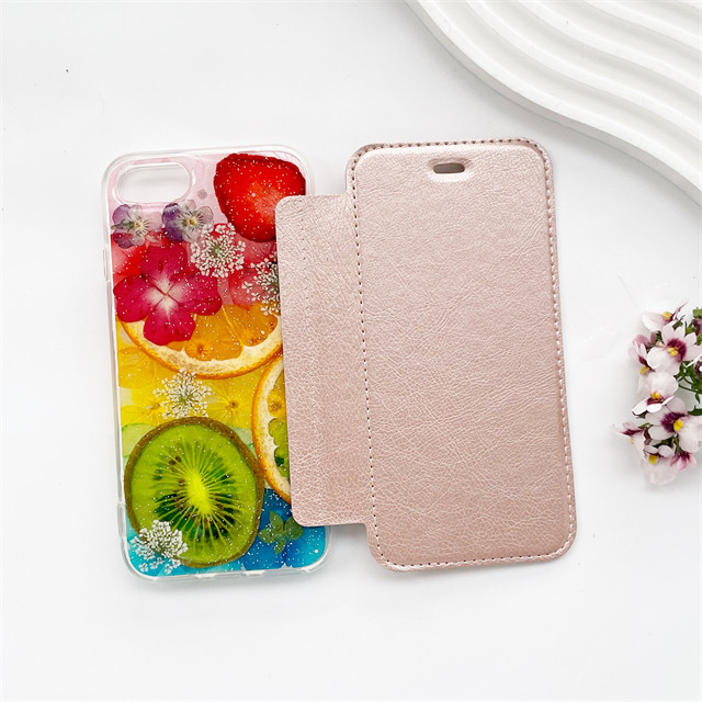 虹色いちごと紫陽花 iPhone17Pro/17ProMax/16e/GalaxyS26押し花ケース 手帳型ケース