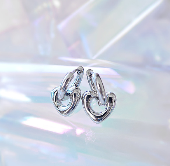 甜美又酷炫！人氣系列【2way】316L/心型銀環（耳環） 第2張的照片
