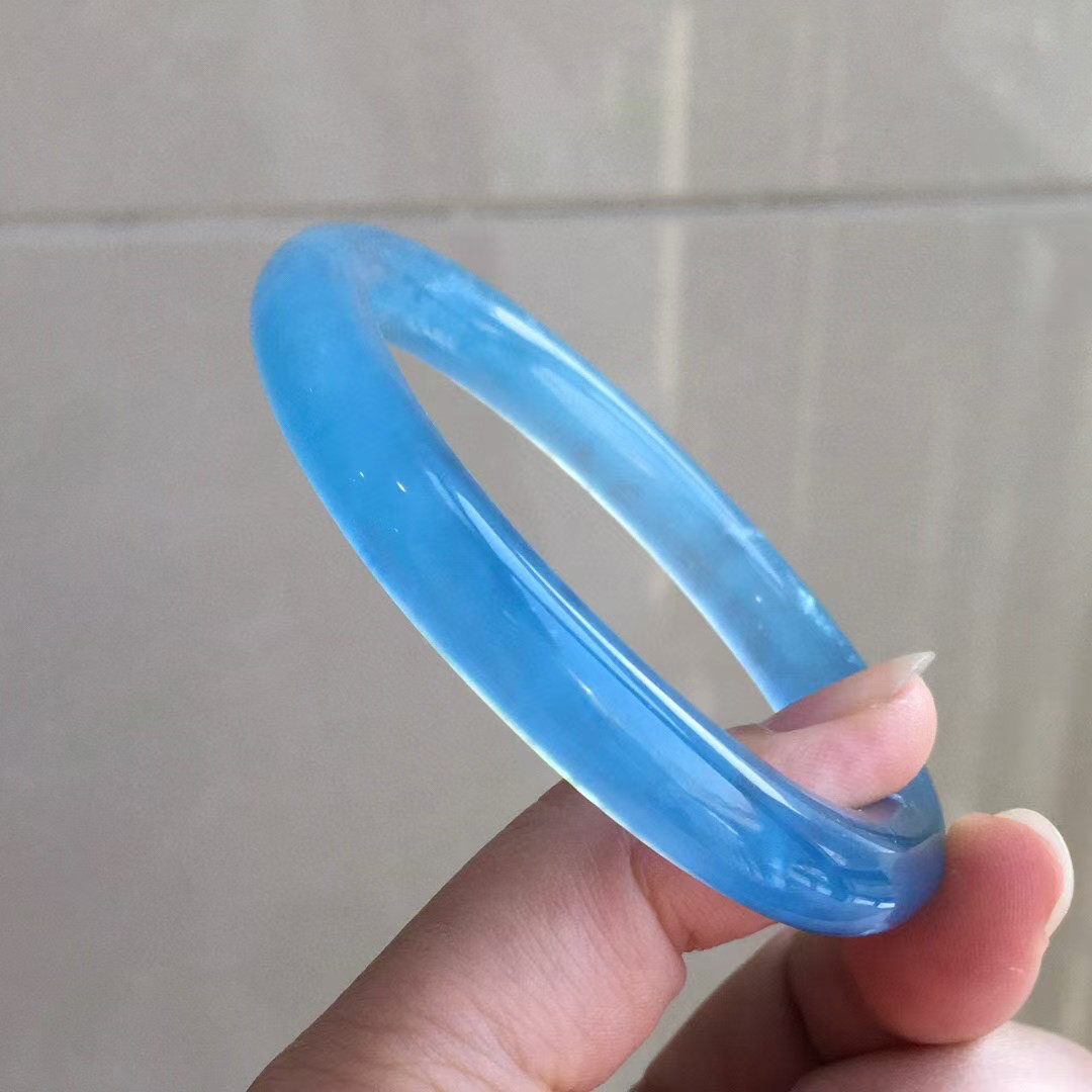 天然アクアマリンバングル