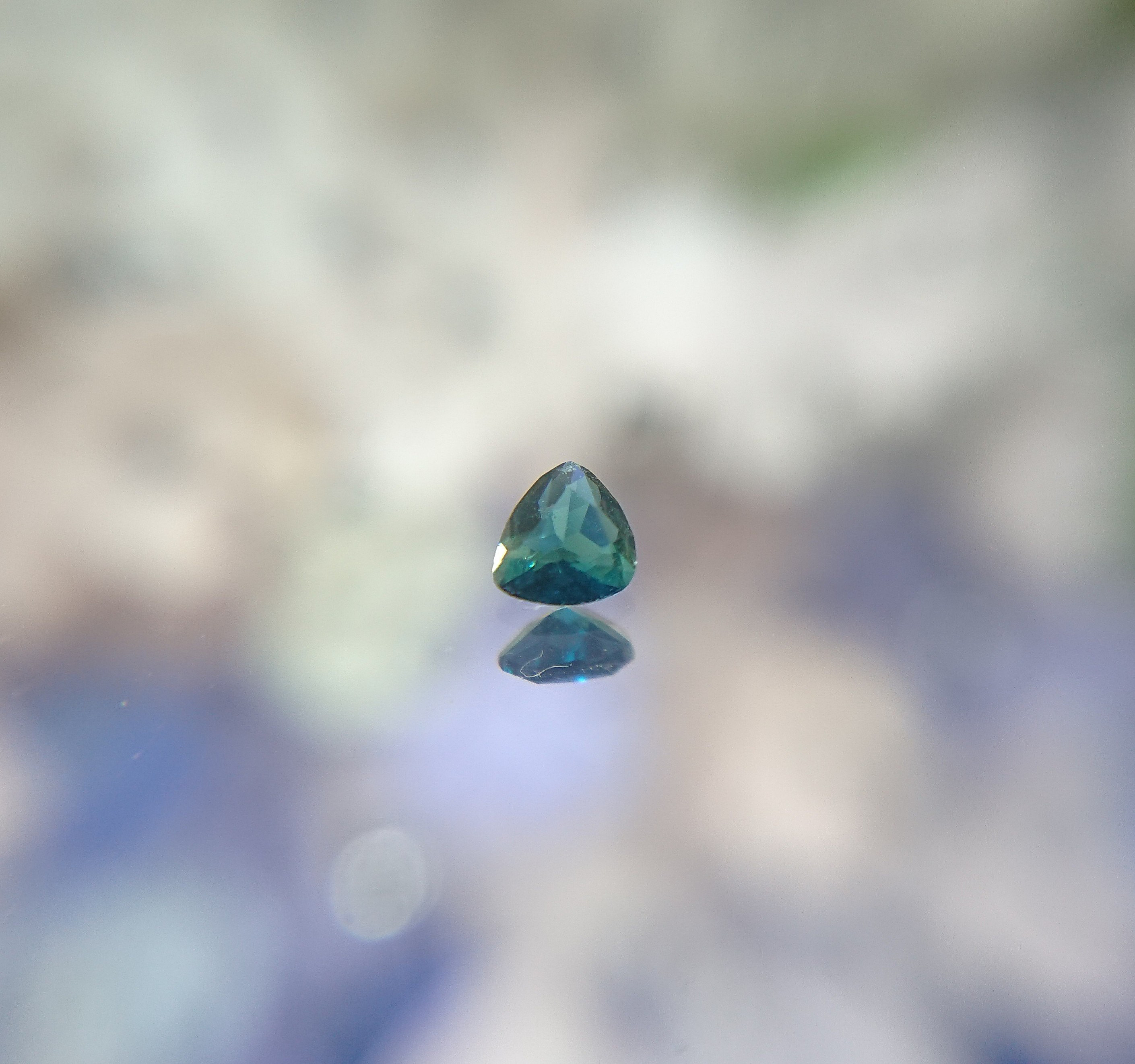 ラズライト  0.06ct  ⭐2375