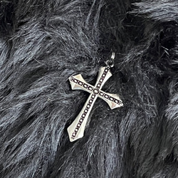 小顔効果も♪もふもふ♡黒羊のネックウォーマー 3枚目の画像