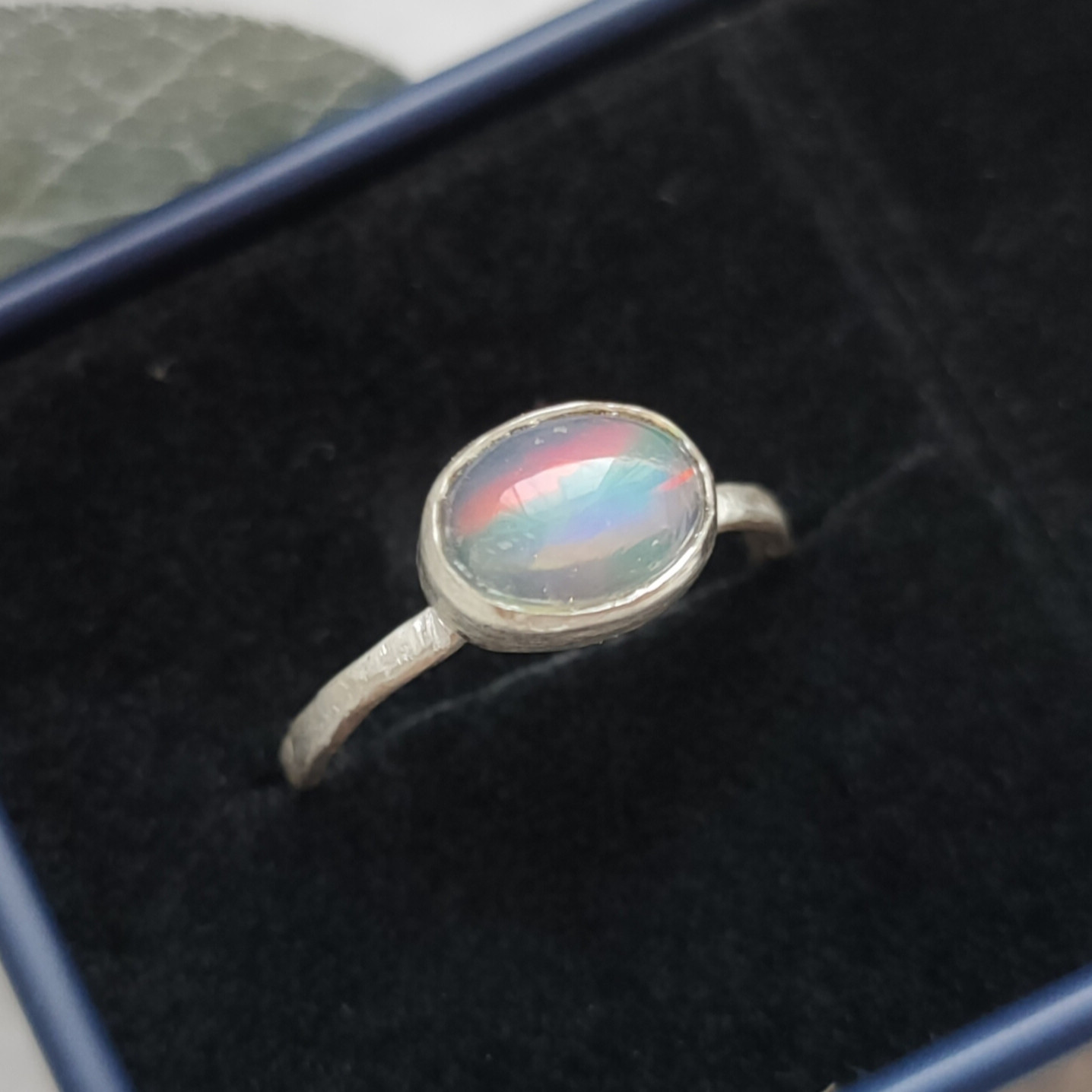 【一点物】オパール 12〜13号 10月 誕生石 石留 シルバーリング 天然石 シルバー925 SV925