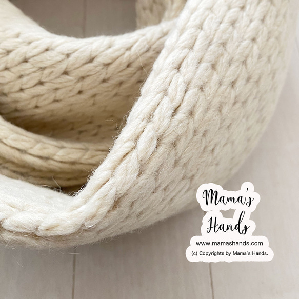 3点売れました⭐️《手編み風 クロシェ》おしゃれな ウール かぎ編み 生成り 秋 冬 ナチュラル ボリューム  スヌード 2枚目の画像