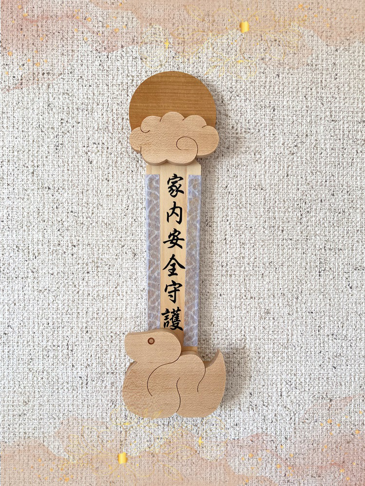 おしゃれな高級神棚！！新作2025年「お神受け～巳～」！受注生産