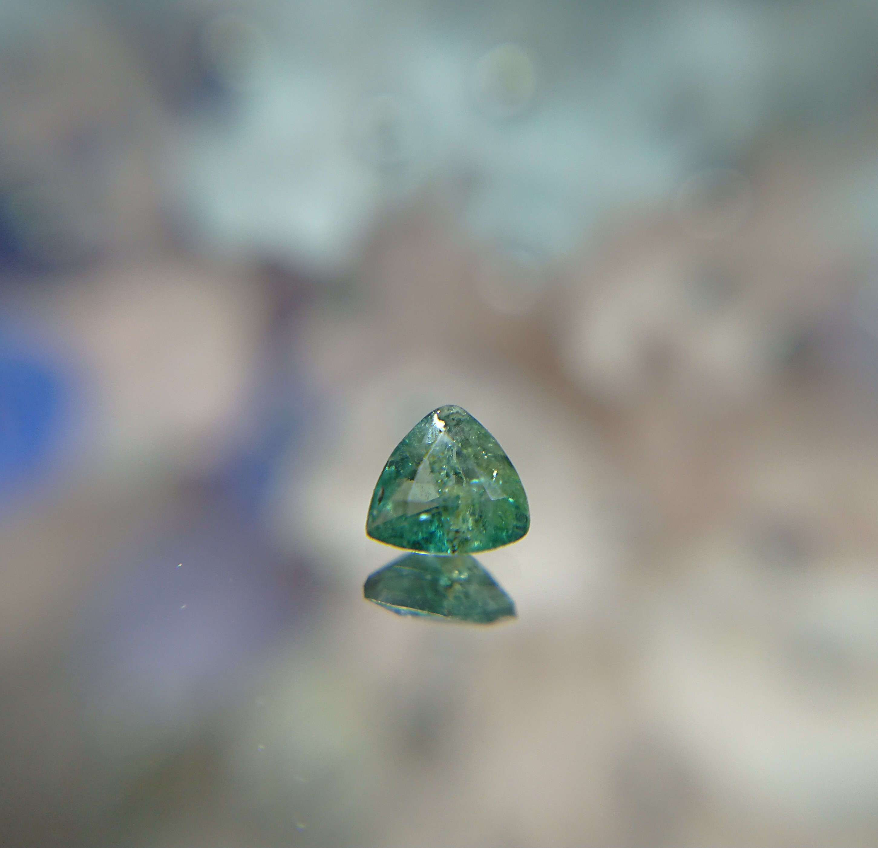 ラズライト  0.14ct  ⭐2452