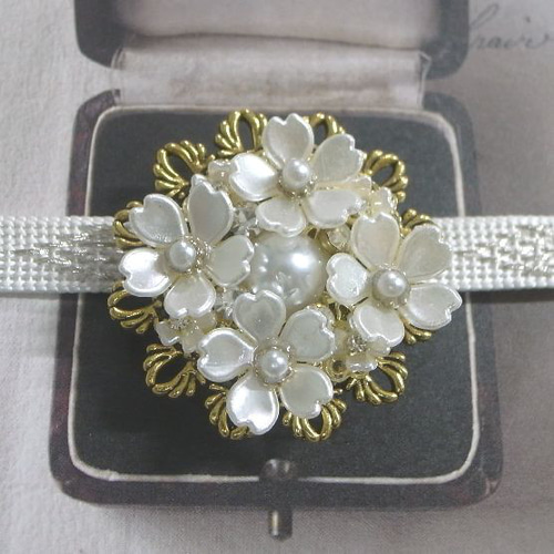 帯留め 帯留 桜＆パール 花 春 アンティークゴールド台座 帯留め