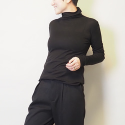 再販新作2025❤︎程よいシアー感タートルネックロングスリーブカットソーT（ブラック）25004BKF 7枚目の画像
