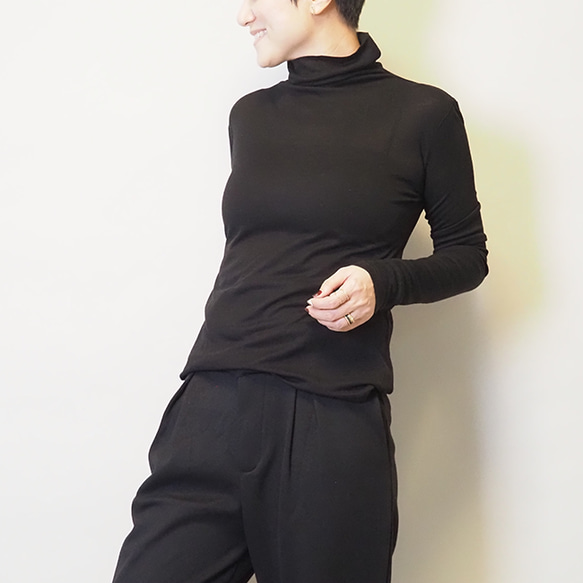 再販新作2025❤︎程よいシアー感タートルネックロングスリーブカットソーT（ブラック）25004BKF 7枚目の画像