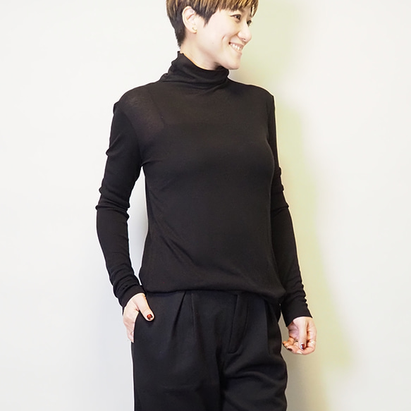 再販新作2025❤︎程よいシアー感タートルネックロングスリーブカットソーT（ブラック）25004BKF 11枚目の画像