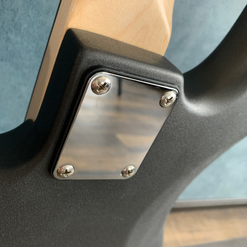 オリジナルアイアンペイント エレキベース ジャズベース 楽器