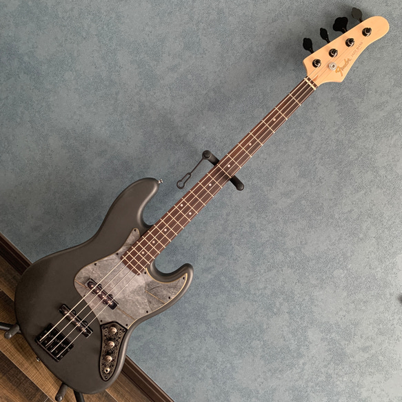 オリジナルアイアンペイント エレキベース ジャズベース 楽器