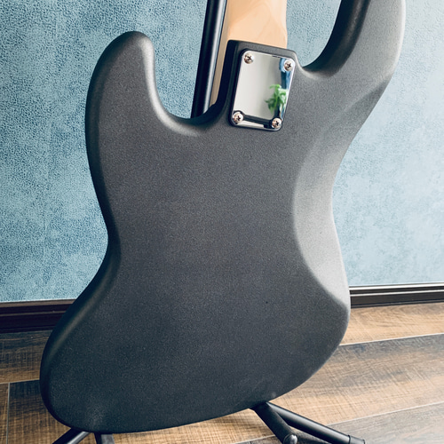 オリジナルアイアンペイント エレキベース ジャズベース 楽器