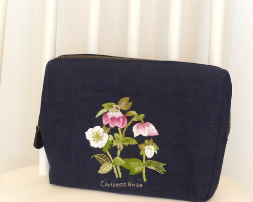 送料無料【手刺繍】ファスナーポーチ フランス刺繍 クリスマスローズ