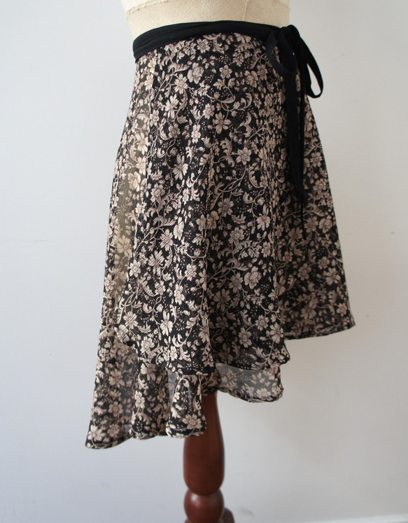 バレエ　ラップスカート[エッチングフラワー・ブラック51-107] L167etchingflower Black 6枚目の画像