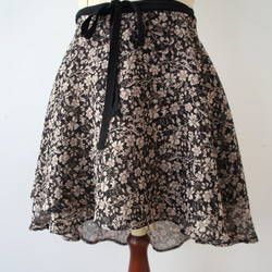 バレエ　ラップスカート[エッチングフラワー・ブラック51-107] L167etchingflower Black 2枚目の画像