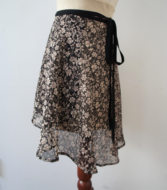 バレエ　ラップスカート[エッチングフラワー・ブラック51-107] L167etchingflower Black 8枚目の画像
