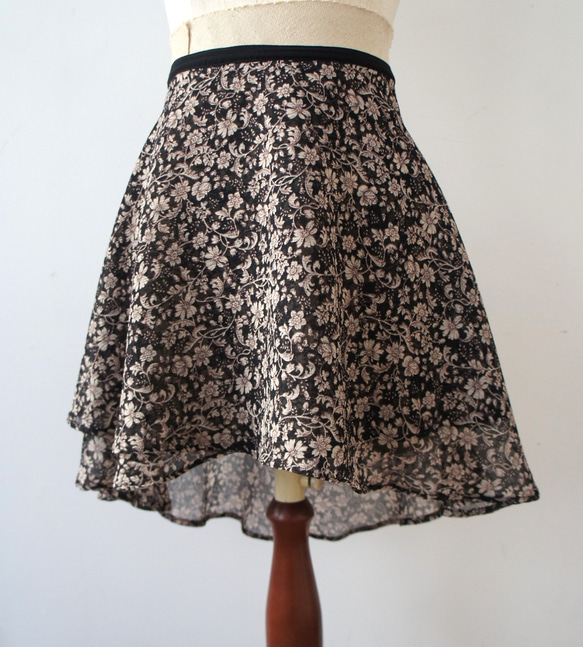 バレエ　ラップスカート[エッチングフラワー・ブラック51-107] L167etchingflower Black 1枚目の画像