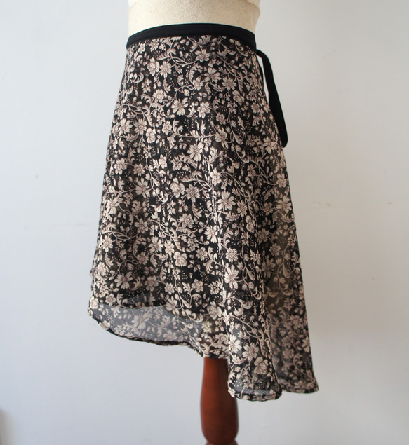 バレエ　ラップスカート[エッチングフラワー・ブラック51-107] L167etchingflower Black 9枚目の画像