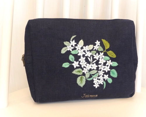 フランス刺繍のファスナーポーチ ジャスミン ポーチ フランス刺繍屋