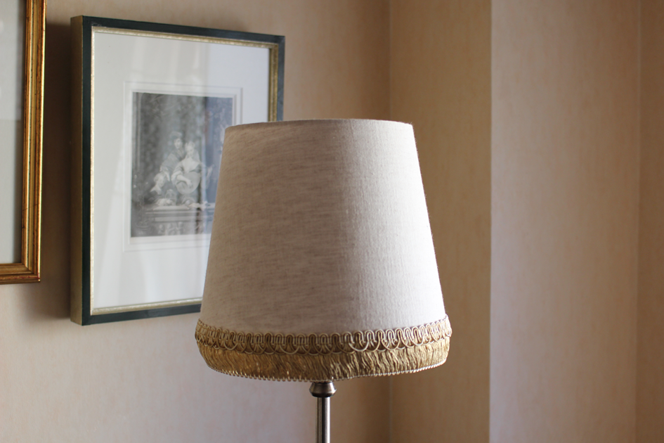 コットン＆リネンのテーブルランプ用ランプシェード  /  エドガー・キネ  /  ベージュ