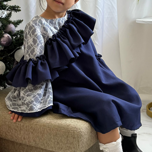 ランバンsize10/140サイズ　フレアカットワンピースドレス　青　キラキラ ランバンsize10/140サイズ フレアカットワンピースドレス 青