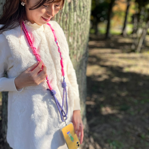オーダーページ✢パラコード　編み込みストラップ　スマホショルダー　ハンドメイド❦ オーダーページ✢パラコード 編み込みストラップ スマホ