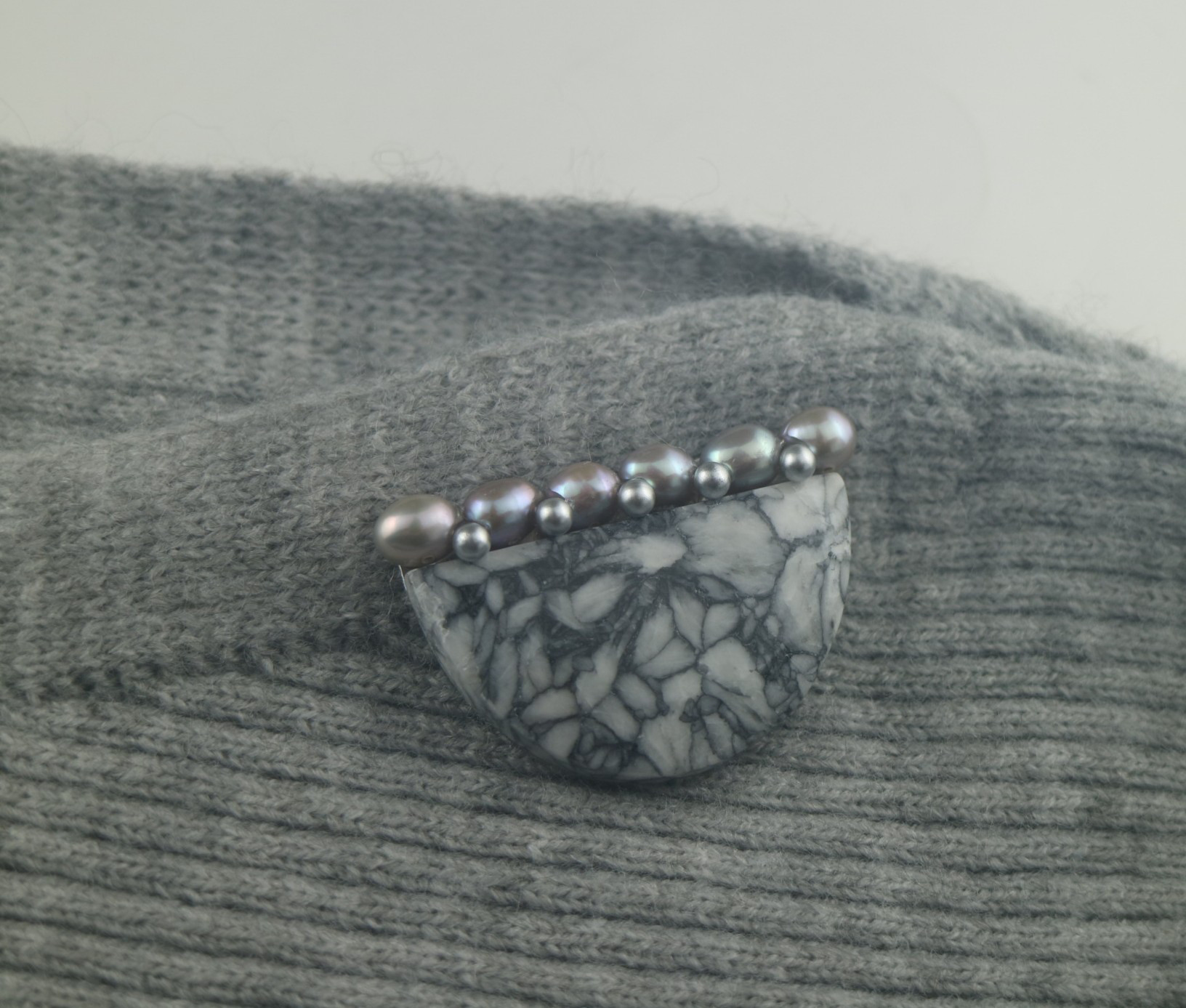 優しいモノトーン