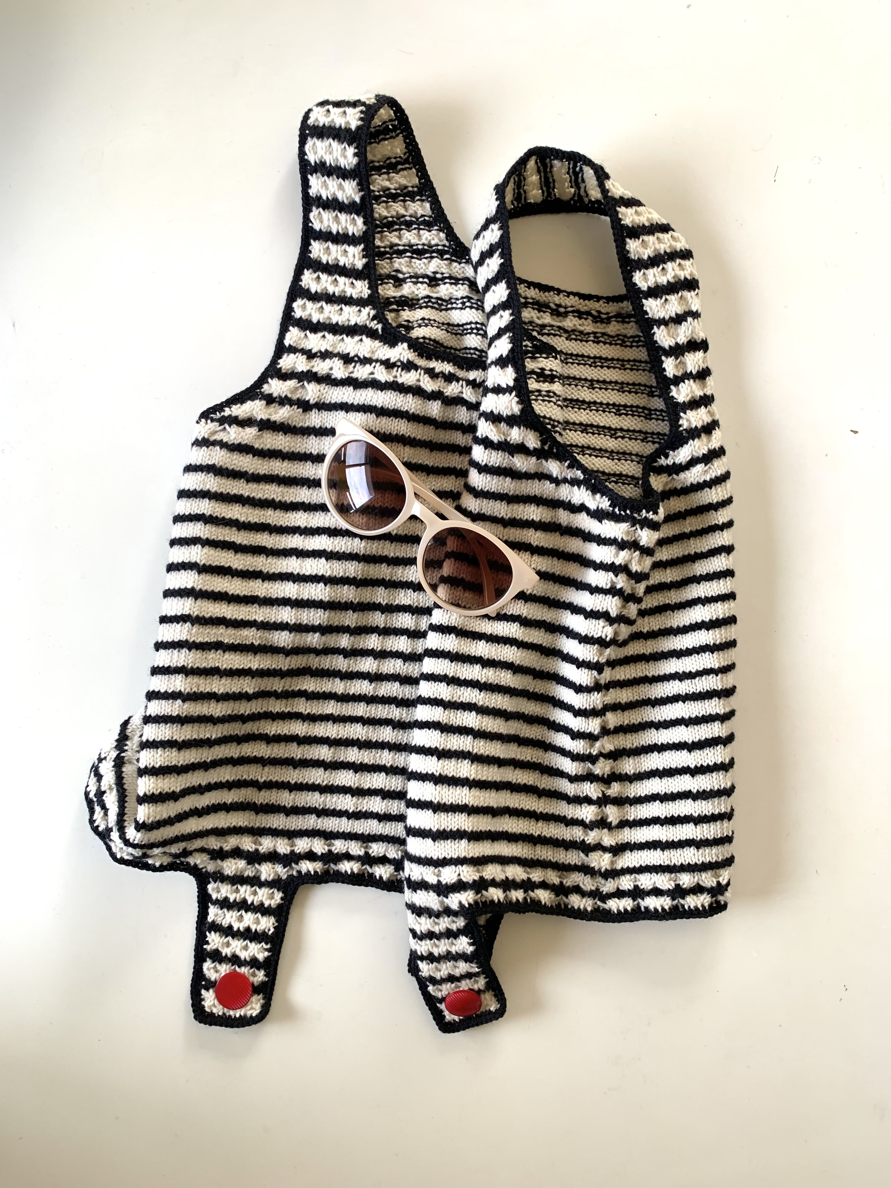 ワンスアポンなニットキャミソール