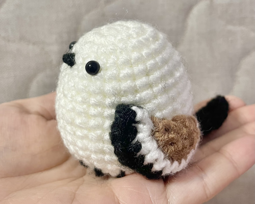 シマエナガ⁂あみぐるみ⁂6×6サイズ あみぐるみ Handmadeことり