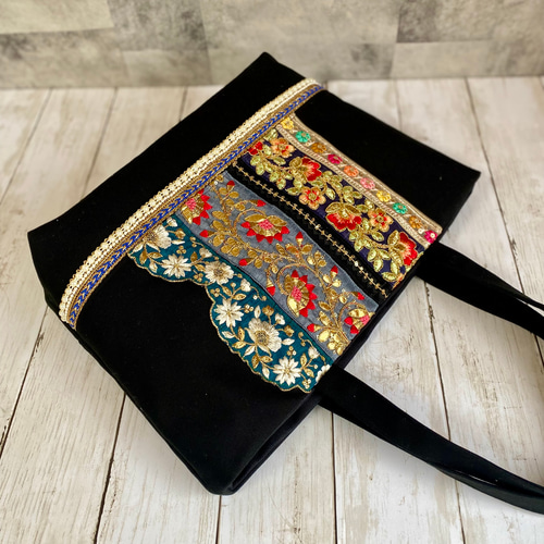 A4サイズ収納可能！美しいインド刺繍リボンのトートバッグ【Lサイズ