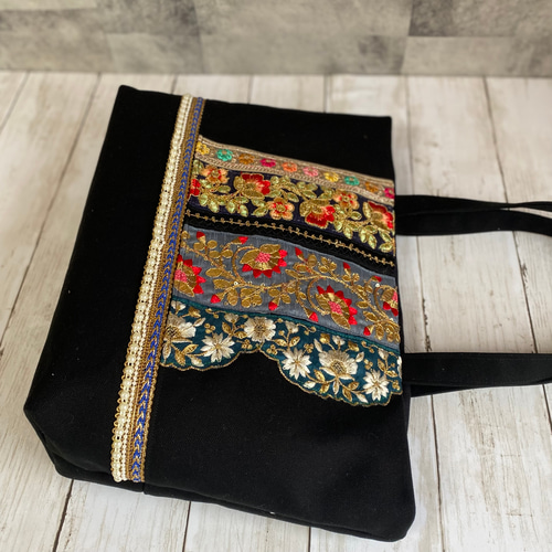 A4サイズ収納可能！美しいインド刺繍リボンのトートバッグ【Lサイズ