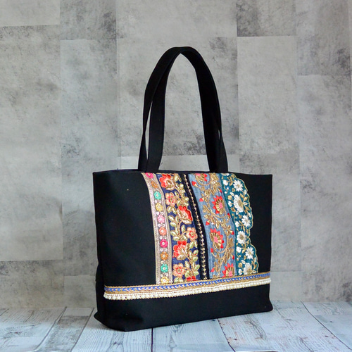 A4サイズ収納可能！美しいインド刺繍リボンのトートバッグ【Lサイズ