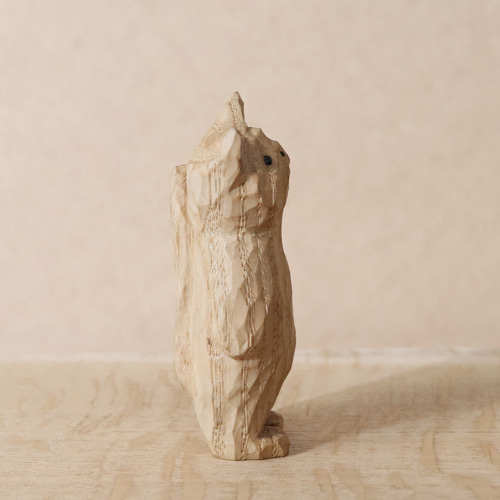 猫の置物(木彫り) 木彫彩色 猫の置物 - 木彫の注文制作 販売