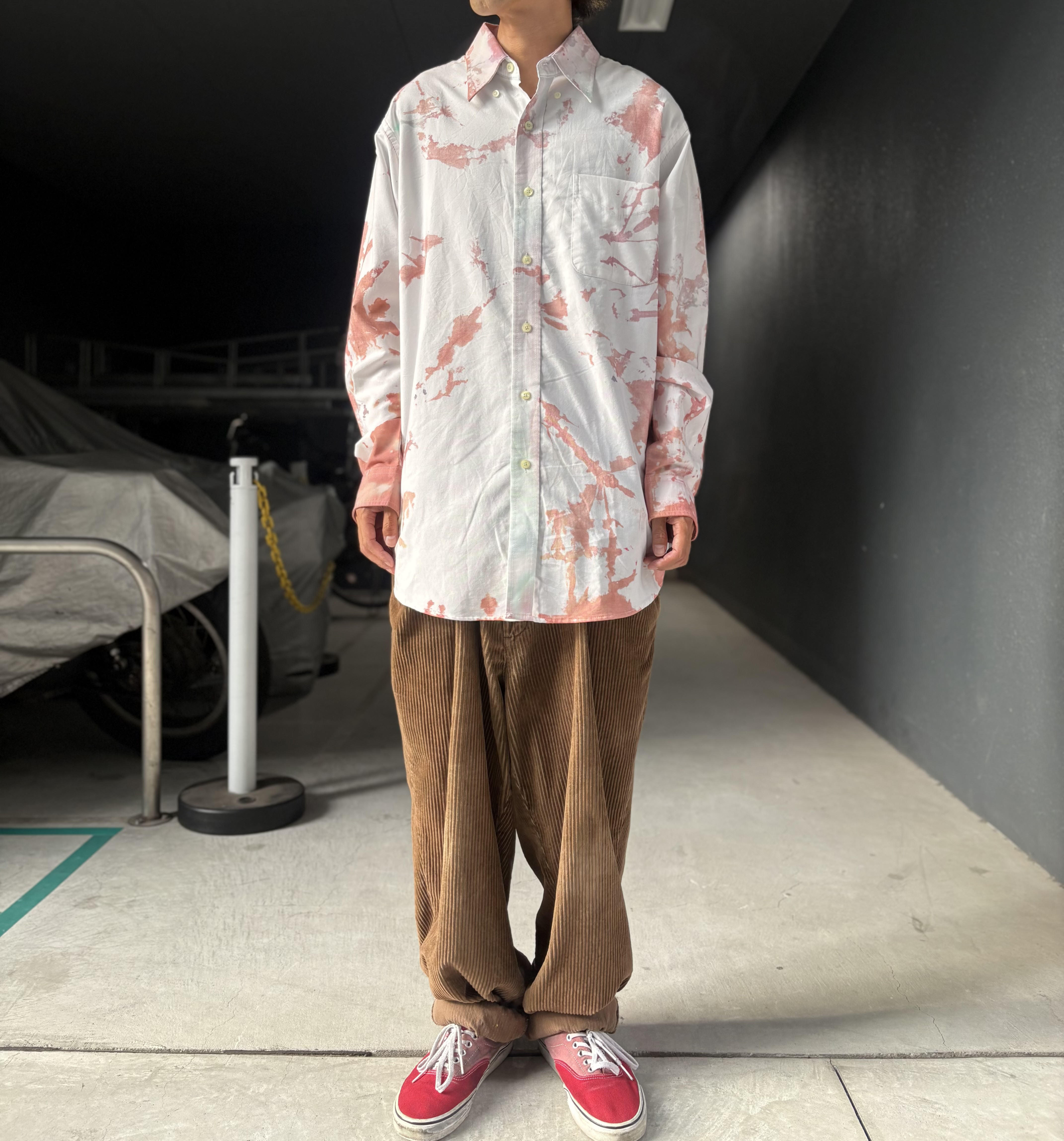 古着　ヴィンテージ　vintage シャツ　リメイク　リメイクシャツ　タイダイ　タイダイシャツ　カラフル　派手　個性派