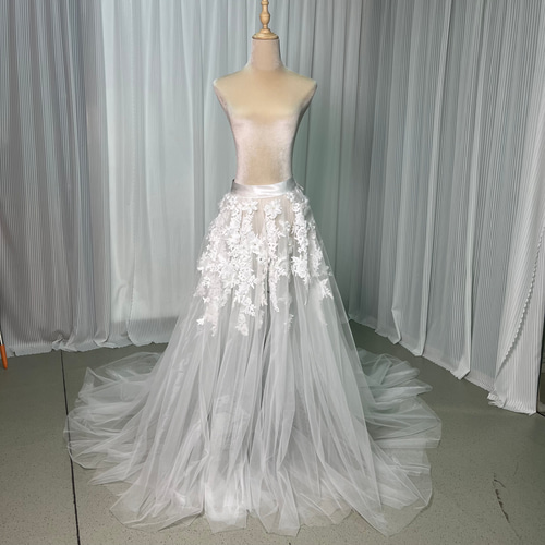 送料無料！ウェディングドレス オーバースカート 3D立体レース刺  