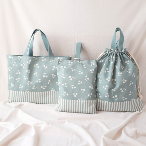 レッスンバッグ.体操服入れ.上靴袋3点セット♡さくらんぼ柄キルティング2個リボン レッスンバッグ.体操服入れ.上靴袋3点セット♡さくらんぼ柄