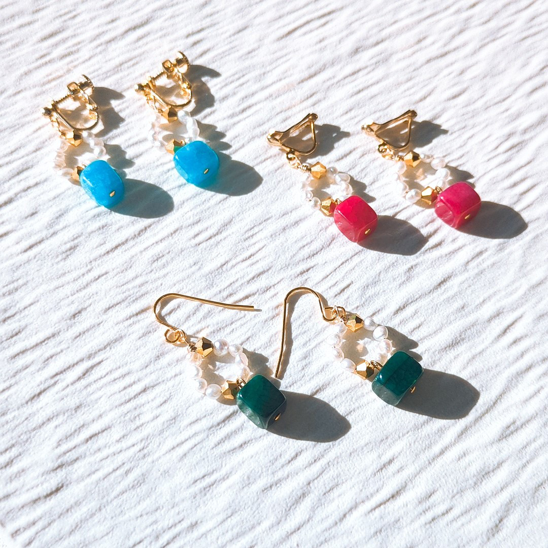 3色より選択✶スクエア天然石×アコヤパール＆プレシオサ クリスタルオーラム イヤリングorピアス