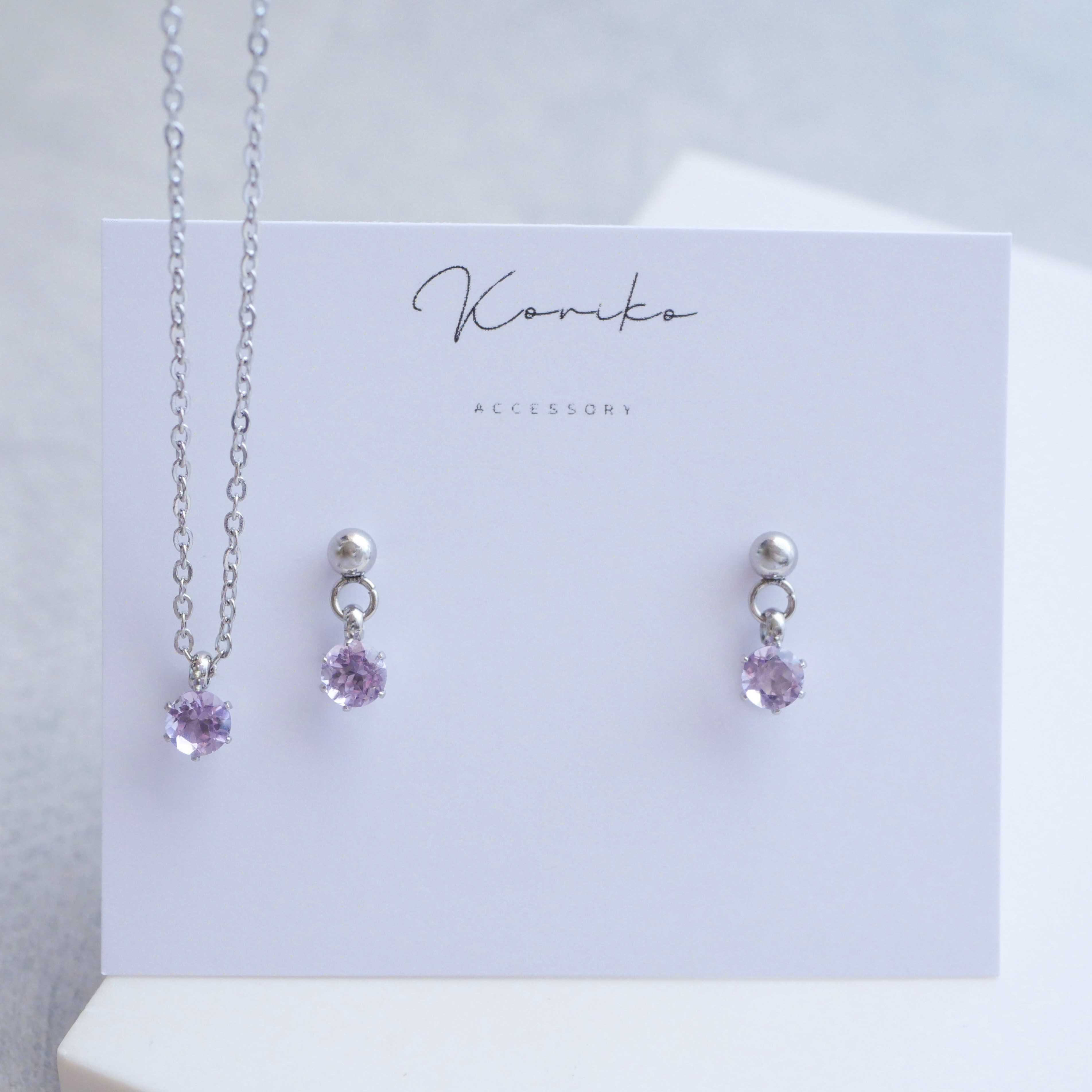 【冬のエレガンス】アメジスト一粒揺れるピアスネックレスの2点セット　２月誕生石　サージカルステンレス　金アレ対応　天然石 6,080円