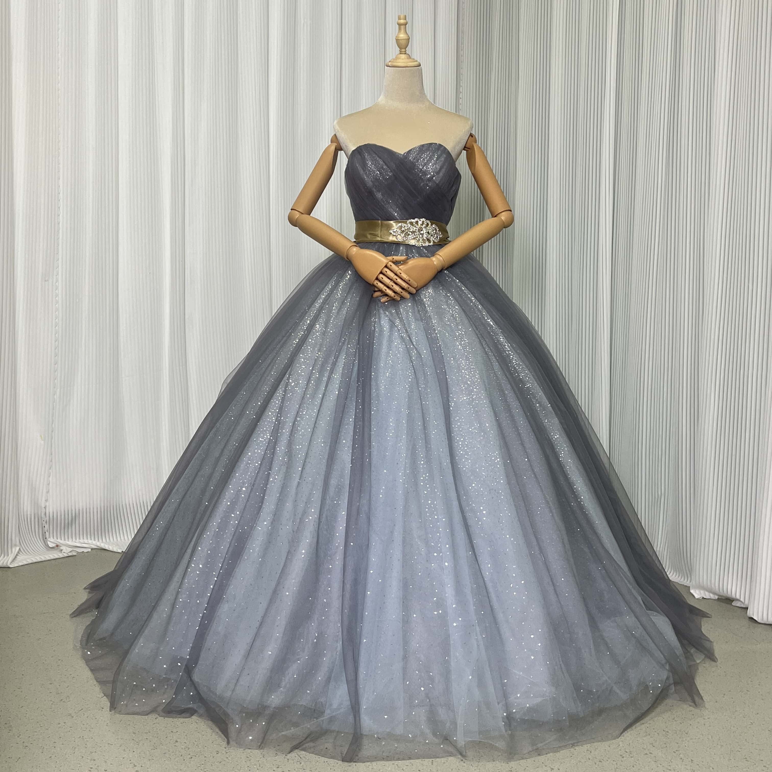 送料無料！カラードレス ベアトップ ベルト ファスナー キラキラグリッターチュール  ブルーグレー 結婚式
