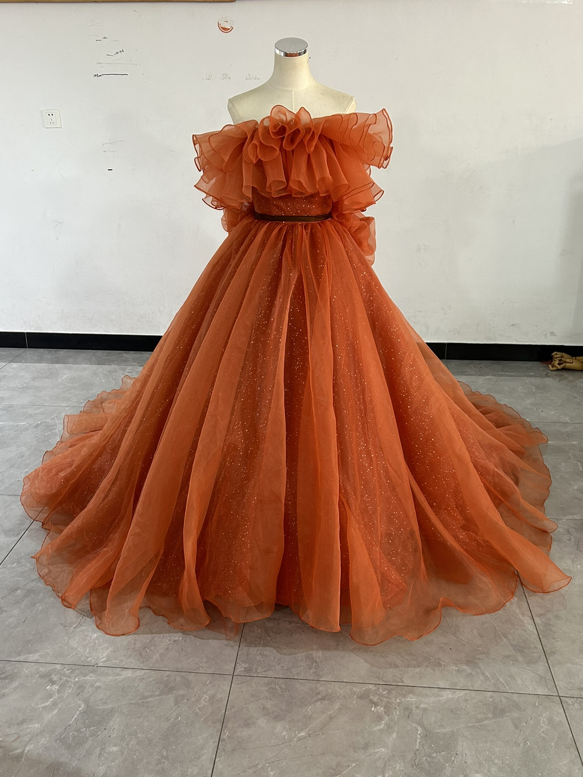 美品！オレンジ カラードレス オフショルダー 豪華なバックリボン ボリュームドレス 可愛い