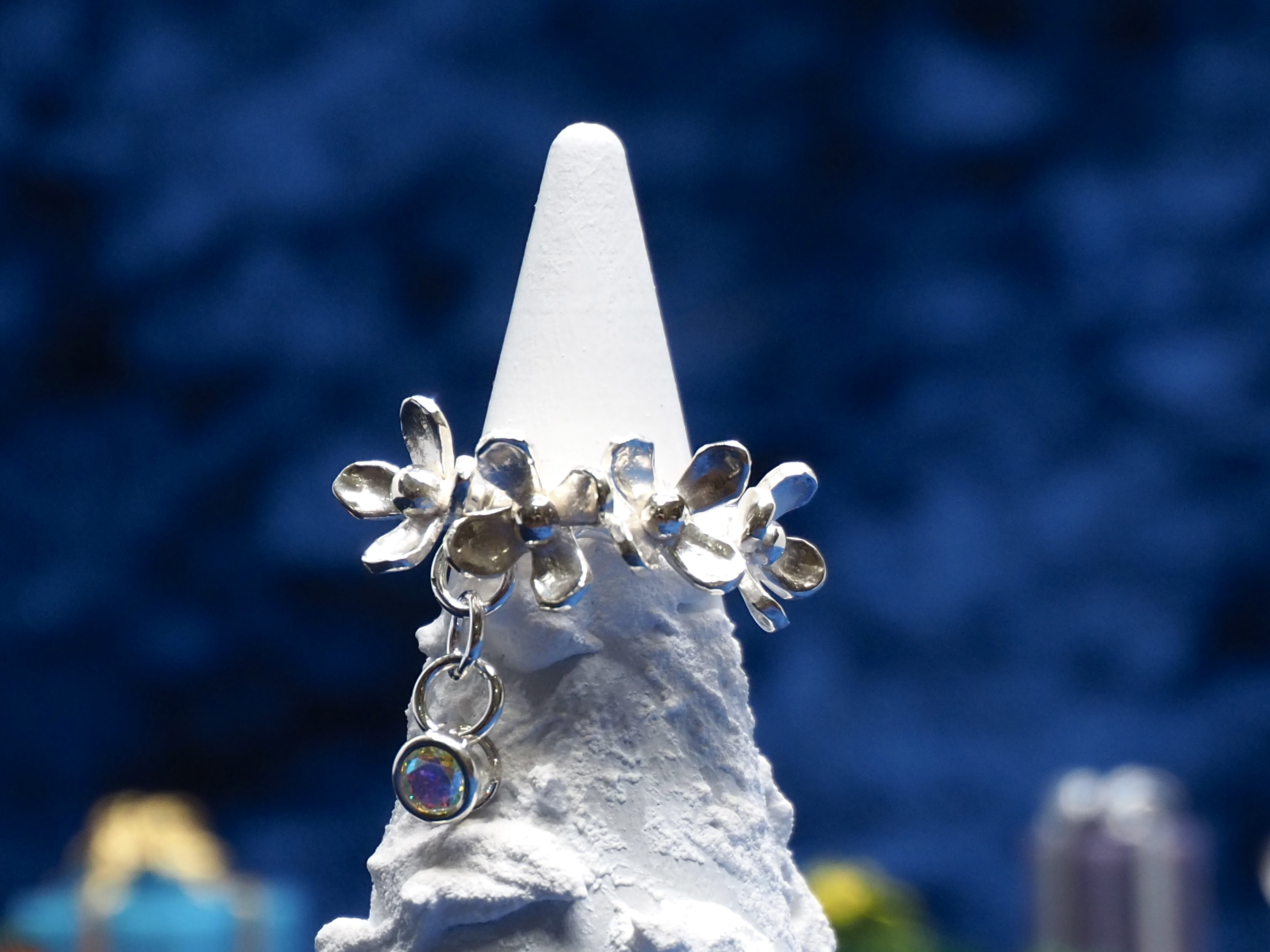 金木犀のイヤーカフ(大)(片耳用)Silver925 ※キュービックジルコニアの色変更可