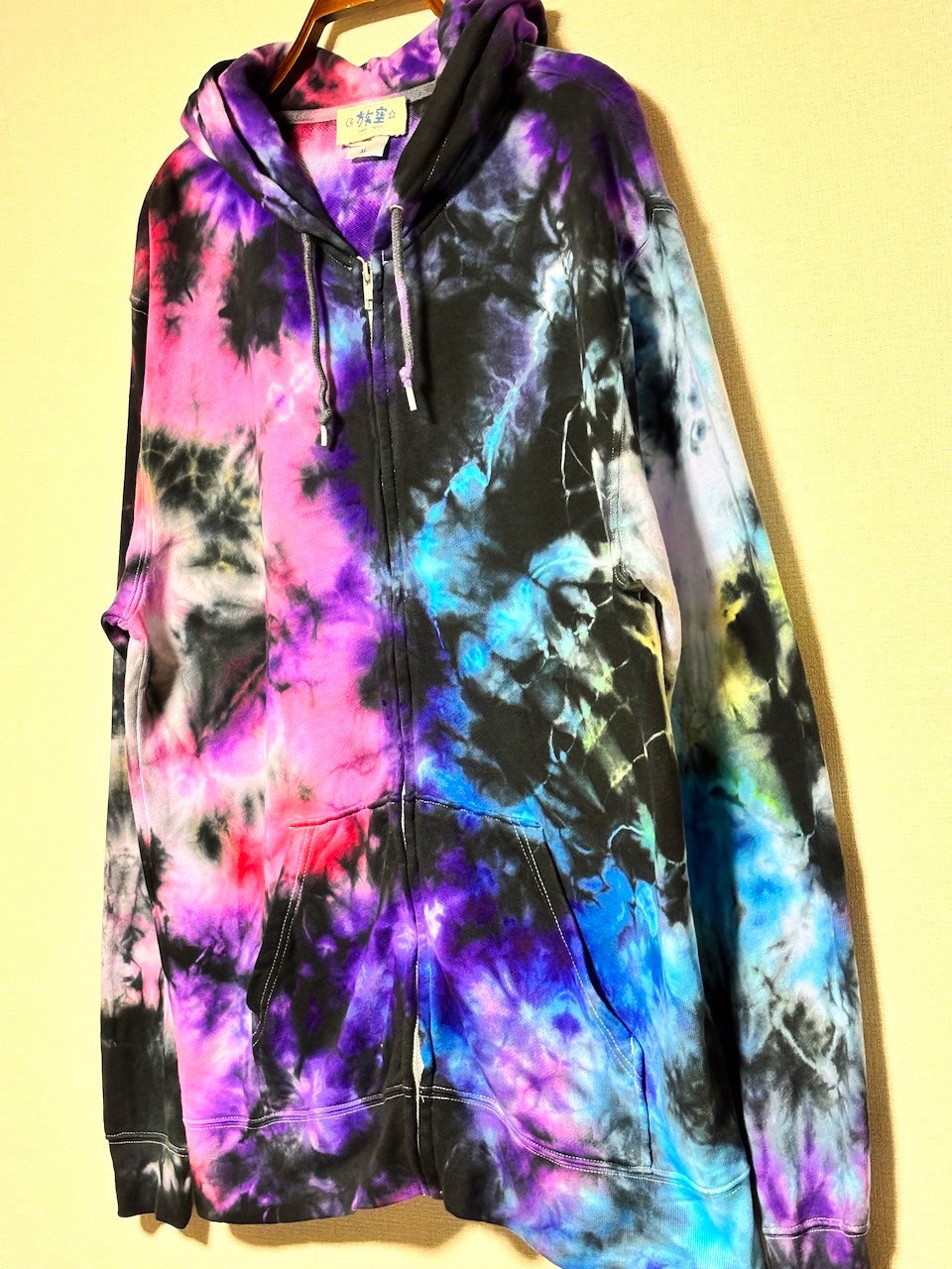 タイダイ染め　フーディ　ジップアップ　パーカー ブラック×カラフル　XLサイズ HD23-05