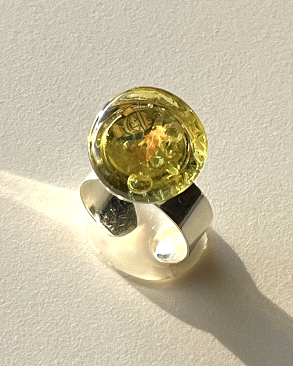 針がくっつく指輪型針刺し　日本のおはじきアクア「イエロー」【本日プレゼントラッピングBox無料！】 4枚目の画像