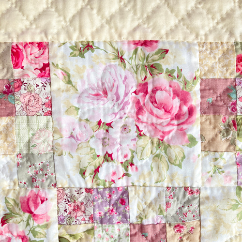 花柄キルトタペストリー ☆半額セール☆お値打ち品 立体花のタペストリーシリーズ
