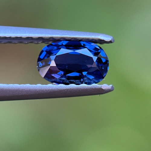 非加熱ロイヤルブルーサファイア 0.47ct 5.6 x 3.7 x 2.4mm Royal Blue